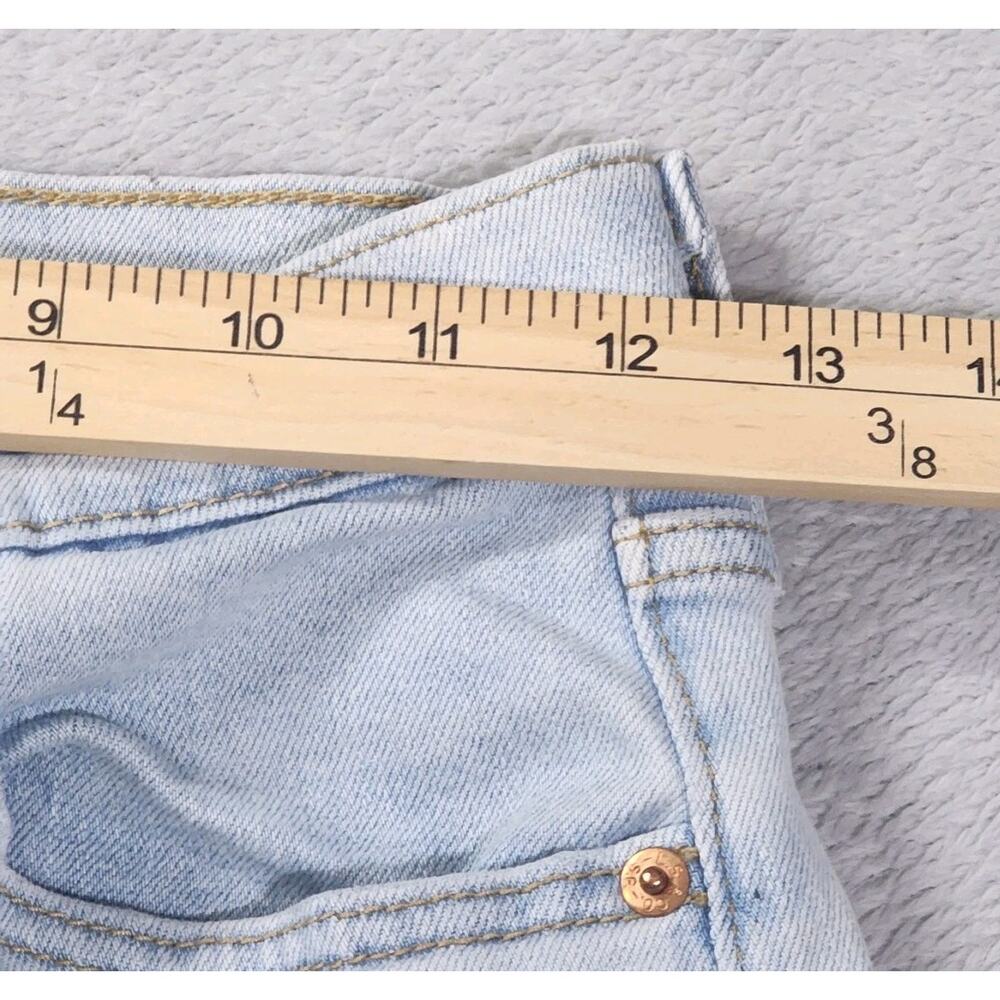 Levi's Ribcage Bootcut Jeans - Picture 11 of 12
